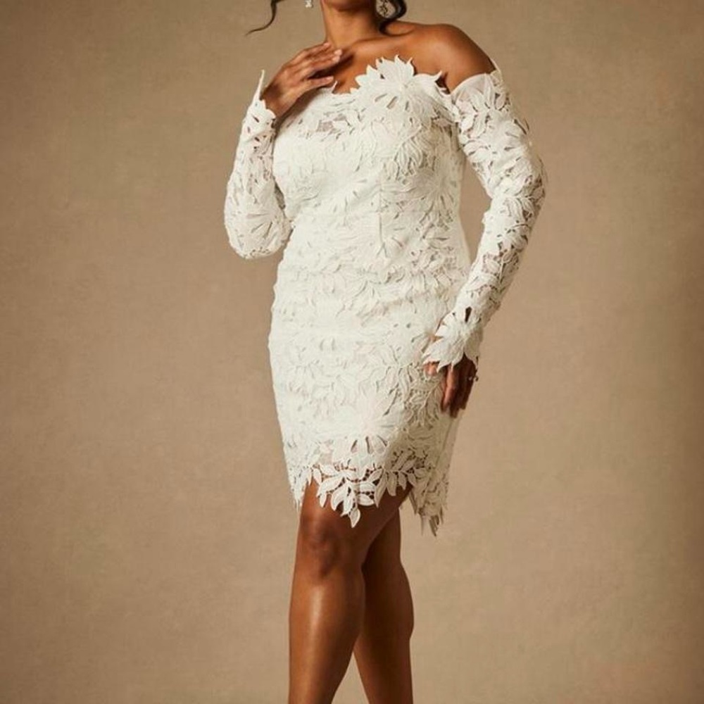 NWOT Plus-Size Bridal Cocktail Reception Off-Shoulder Floral Dress, Size 18.